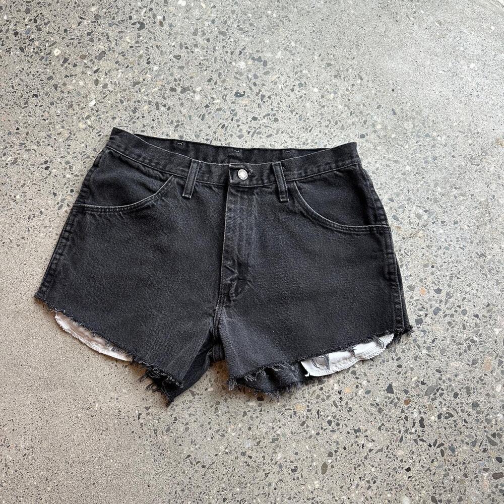 Rustler Women’s 32 Shorts Black denim Jean Cut Off Shorts Raw Hem Vintage